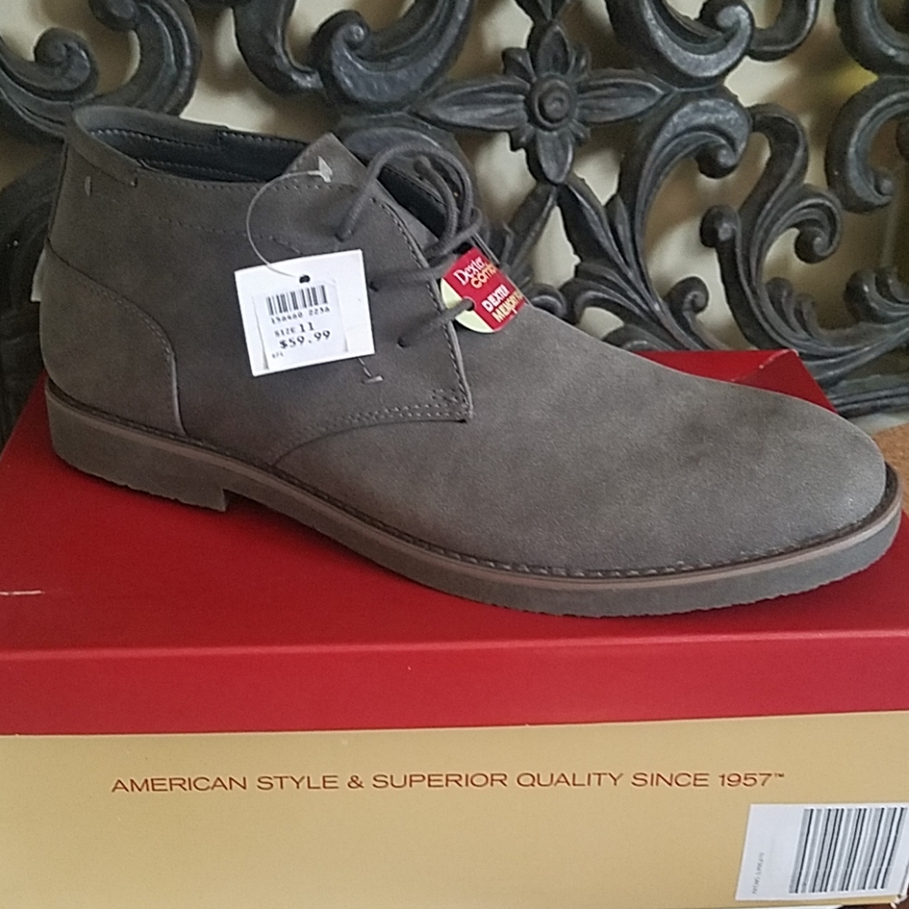 Low cut boot